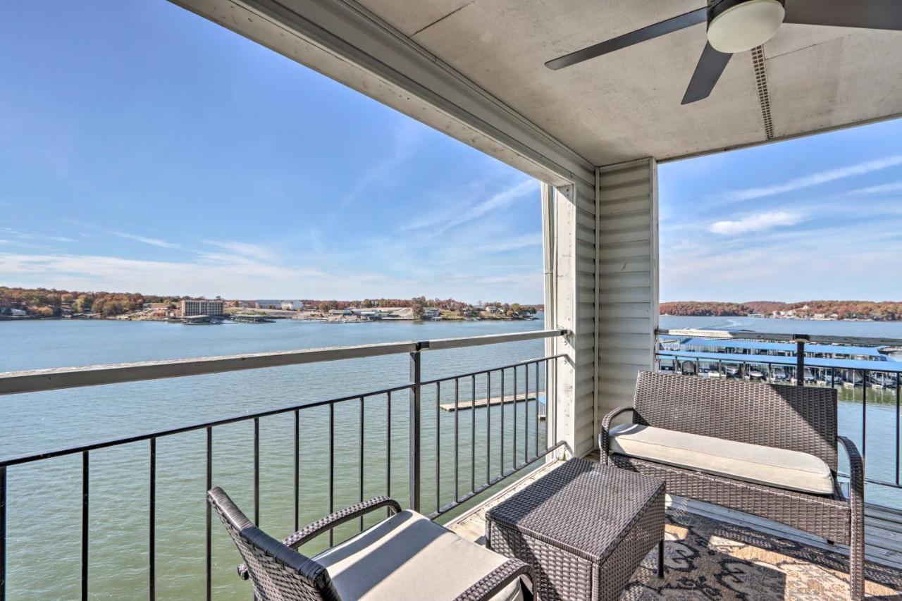 Sunny Osage Beach With Balcony And Lakefront View Exterior foto